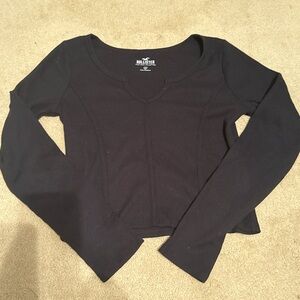 Hollister Women's Charcoal Long Sleeve Tee